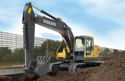 沃爾沃建筑機械與通訊設(shè)備的協(xié)同攝影藝術(shù)